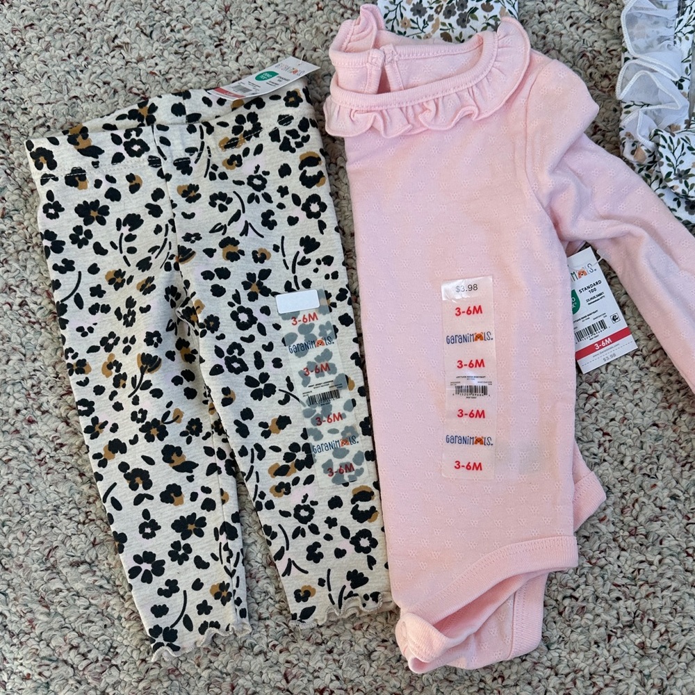 3-6 month baby girl lot of new clothes - Picture 2 of 7